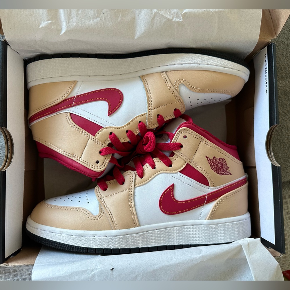 Nike Air Jordan 1 Mid (GS)